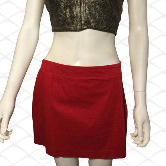 ❤️🔥HP!❤️🔥 VINTAGE | Express | Red Cotton Mini Skirt - Picture 2 of 5